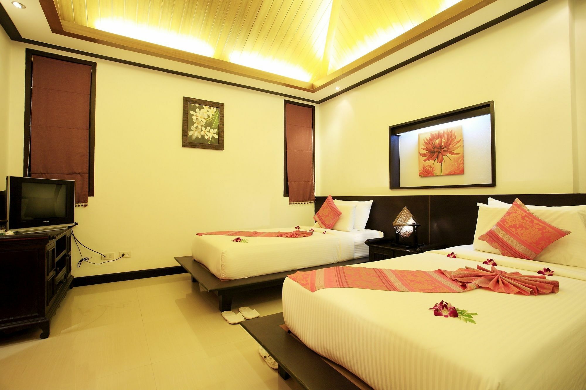 The Iris Pool Villa Rawai Exterior foto